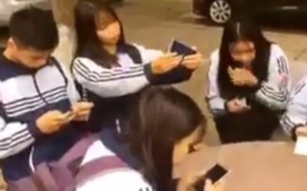 So sanh hoc sinh thoi xua va thoi nay hinh anh