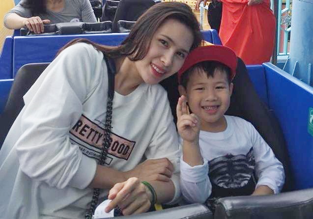 Nguoi me day con cach yeu sau chuyen tinh chang 72, nang 27 hinh anh