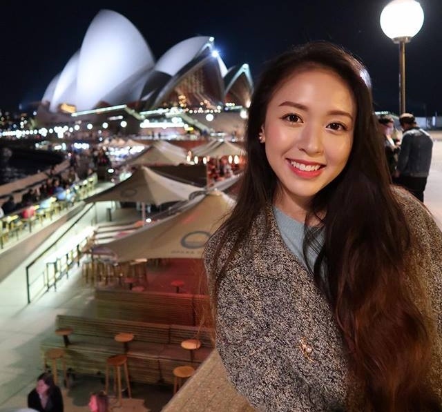 nu 9X Viet lam viec tai hang hang khong quoc te anh 5