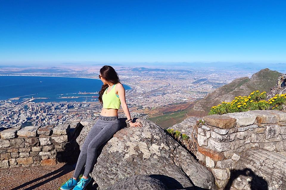 nu 9X Viet lam viec tai hang hang khong quoc te anh 8