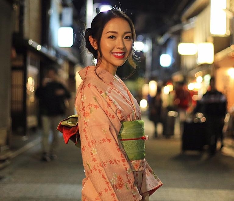 nu 9X Viet lam viec tai hang hang khong quoc te anh 6