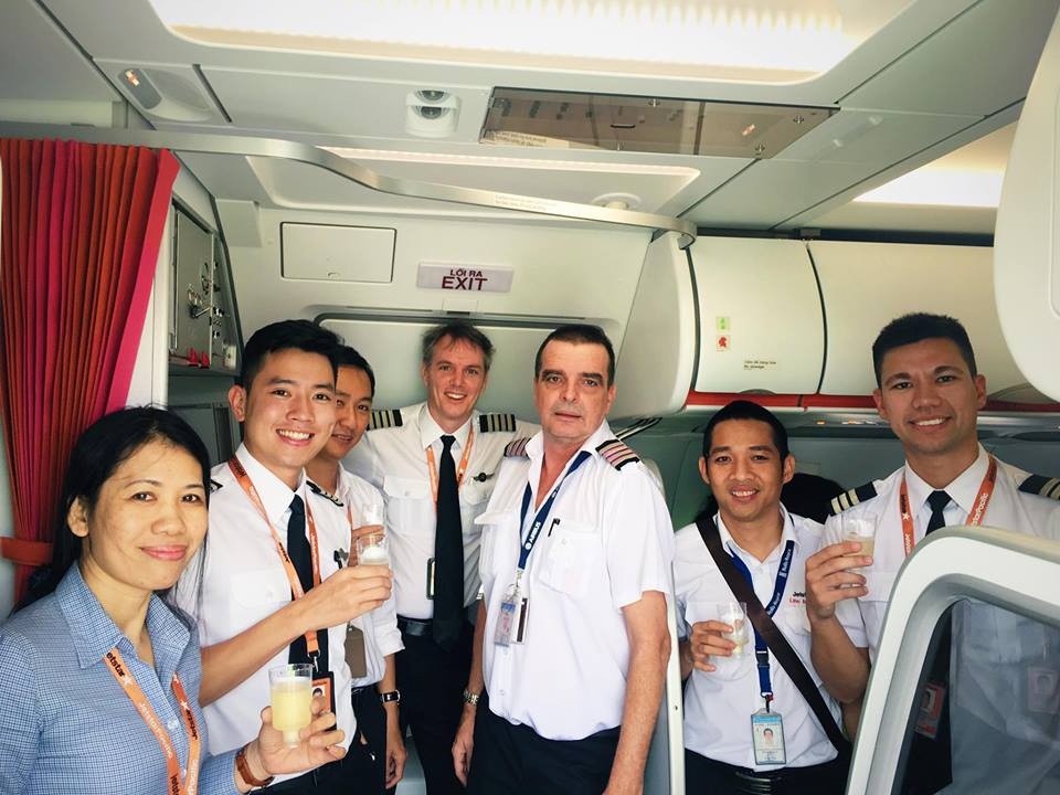 chuyen may bay hay bi delay anh 2