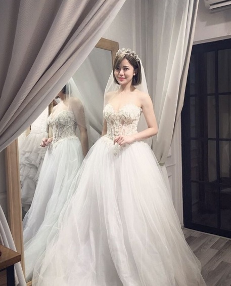 hot girl Tú Linh lấy chồng ảnh 3 hot girl Tu Linh lay chong anh 3