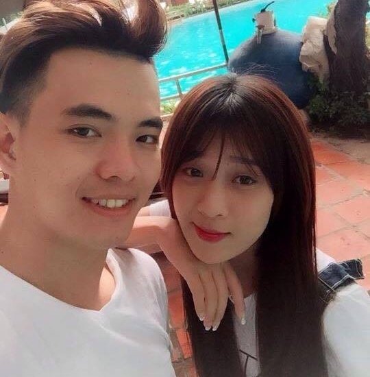 chuyen tinh cua vo chong cam diec anh 8