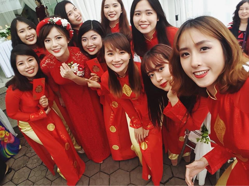 hot girl Tu Linh an hoi anh 12