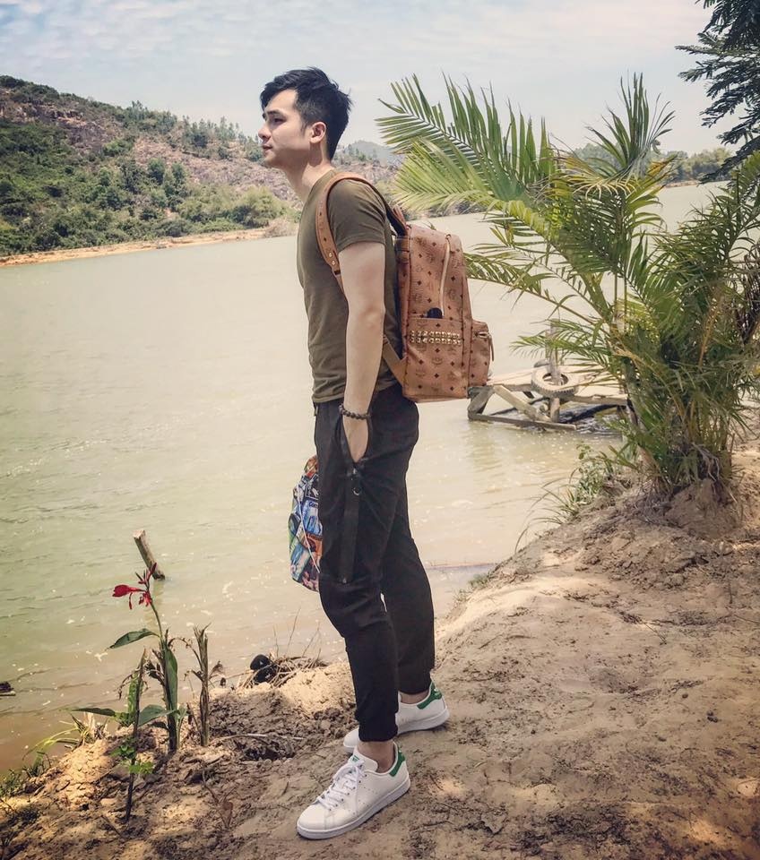 soái ca áo đen vừa hát vừa lái xe ảnh 5 soai ca ao den vua hat vua lai xe anh 5