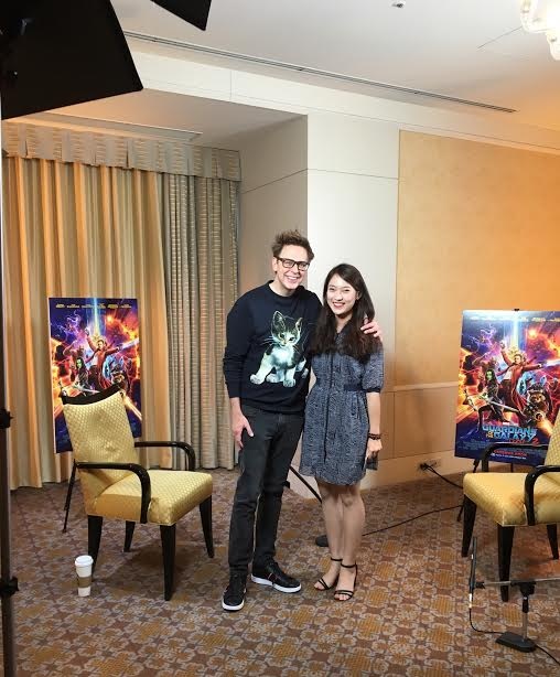Trần Khánh Vy selfie với sao Hollywood ảnh 3 Tran Khanh Vy selfie voi sao Hollywood anh 3