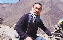 Nguoi Viet dau tien thach thuc marathon tai Everest hinh anh