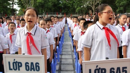 tuyen sinh dau cap anh 1