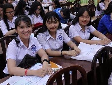 Den lop 10 moi huong nghiep la qua muon hinh anh