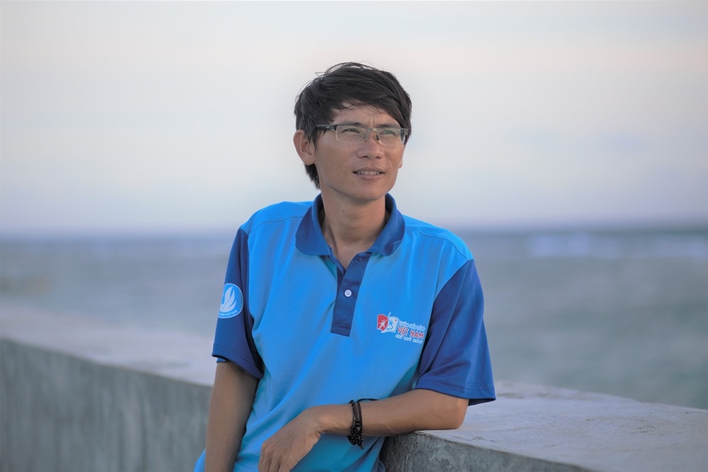 Nguyen Van Gioi chia se ve dao Phu Quy hinh anh