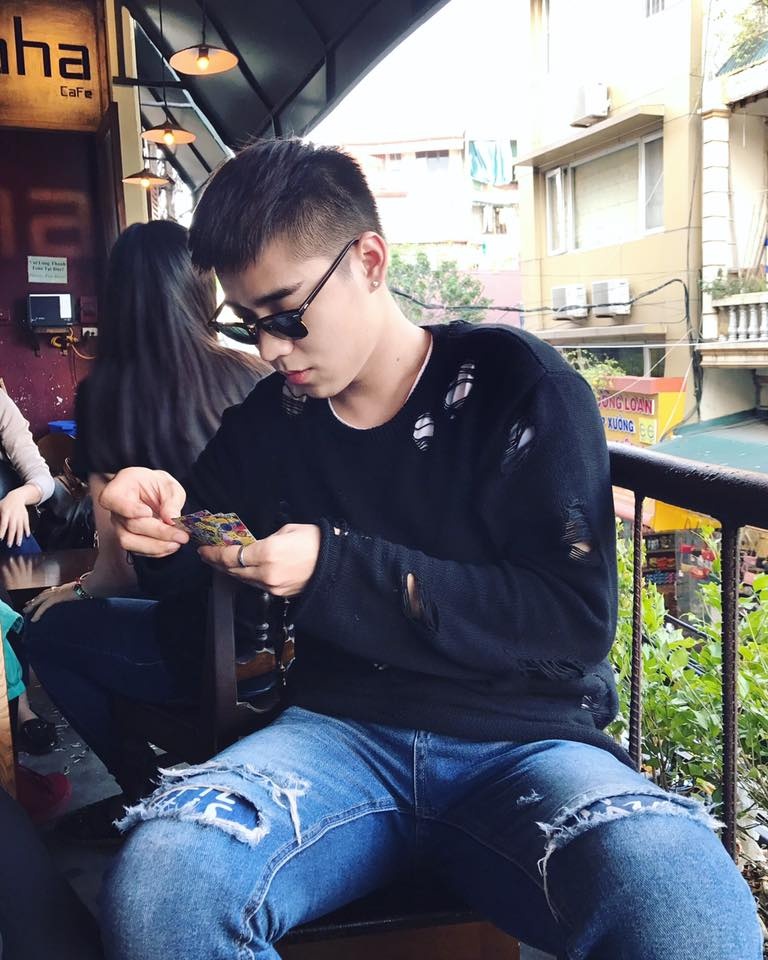 trai dep tren xe buyt tiep tuc gay chu y anh 5