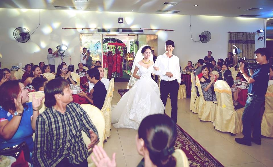 rước dâu bằng 60 xe Ford ảnh 5 ruoc dau bang 60 xe Ford anh 5