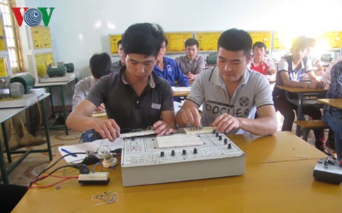 tuyển sinh trường nghề ảnh 1 tuyen sinh truong nghe anh 1