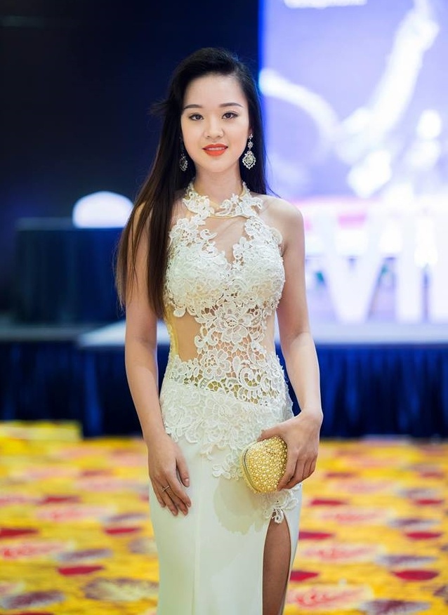 Hot girl Phong chay chua chay thi hoa hau anh 4