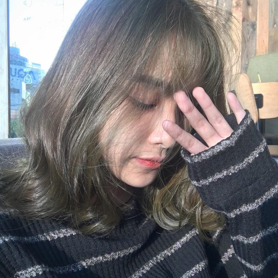 Co gai Viet bi nham lai tay anh 2