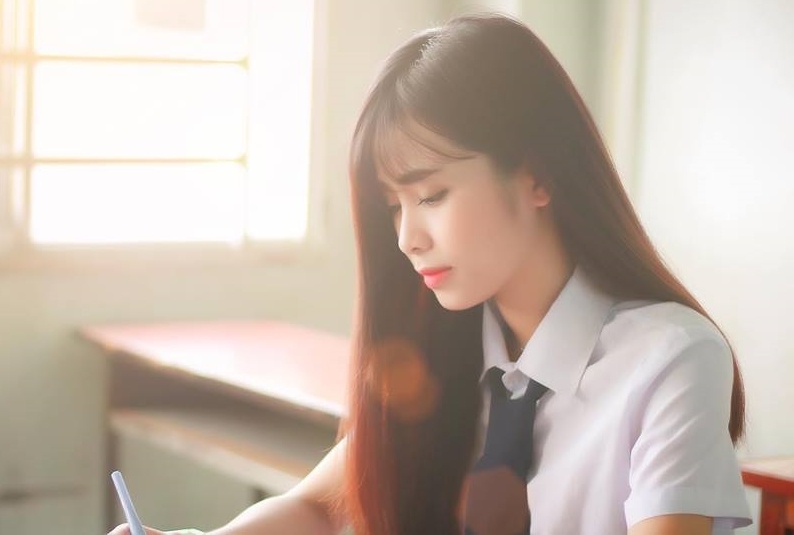 Cô gái 19 tuổi được gọi là hot girl quảng cáo ảnh 3 Co gai 19 tuoi duoc goi la hot girl quang cao anh 3