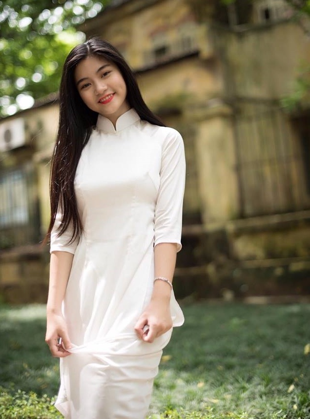 nữ sinh 99 xinh xắn với má lúm đồng tiền ảnh 5 nu sinh 99 xinh xan voi ma lum dong tien anh 5