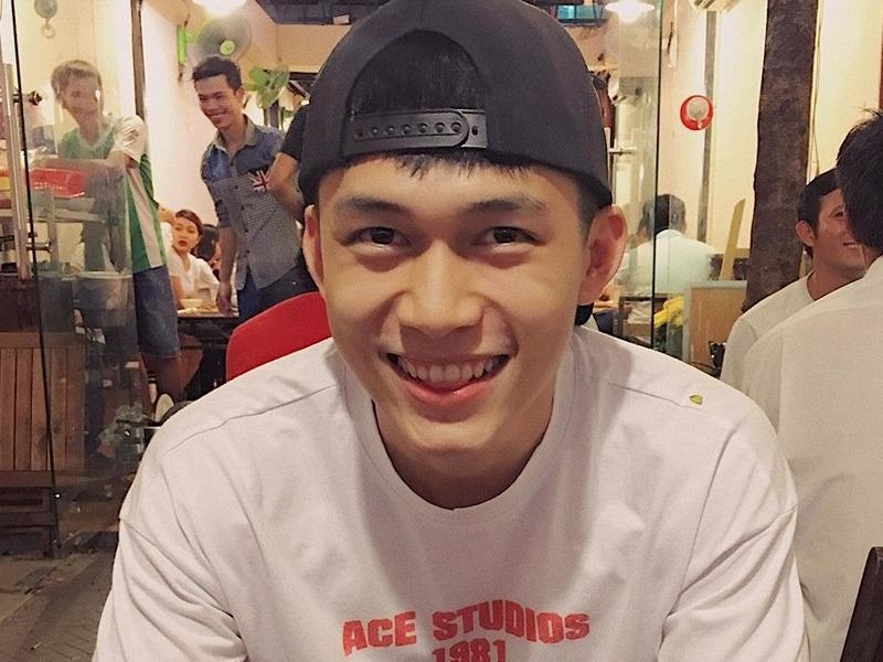 Thanh Vinh khoe ve dep trai trong clip hinh anh