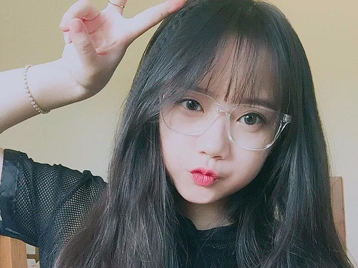 Kieu Trang nhi nhanh trong clip hat nhep hinh anh