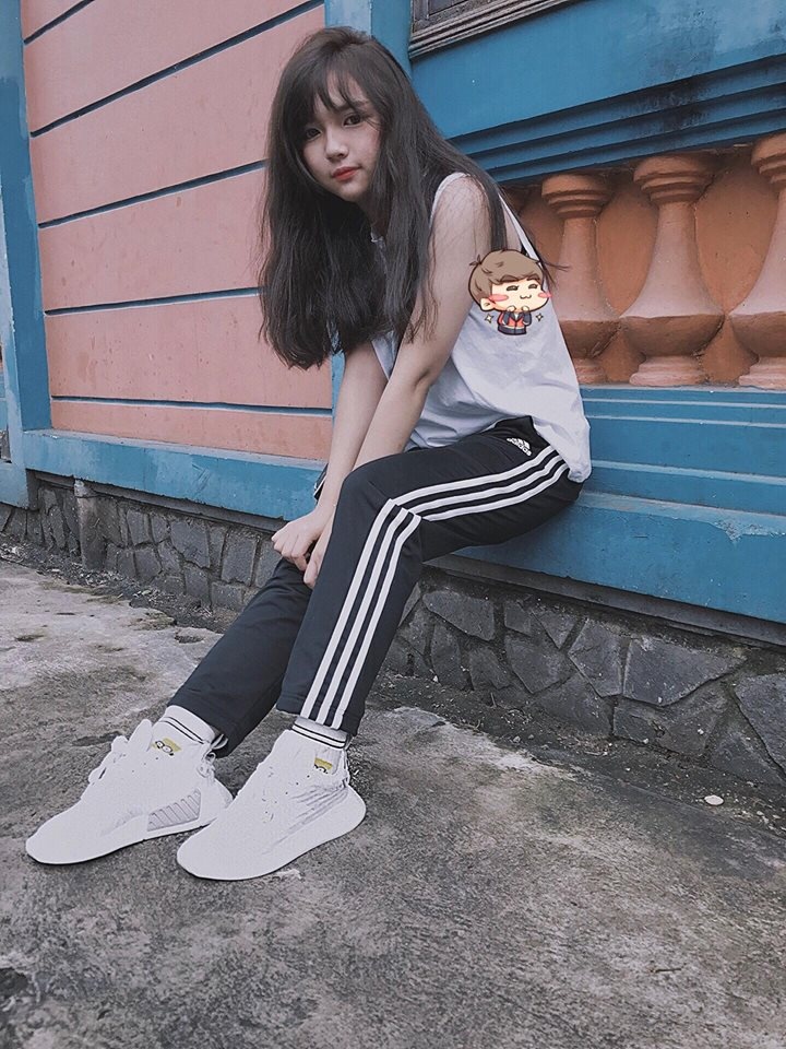 Bức hình em gái nắng hút chú ý ảnh 4 Buc hinh em gai nang hut chu y anh 4