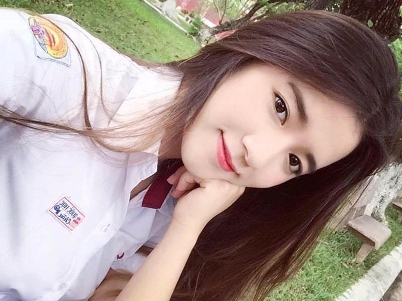 9X vua xinh vua gioi, noi tieng truong Quoc hoc Hue mot thoi hinh anh