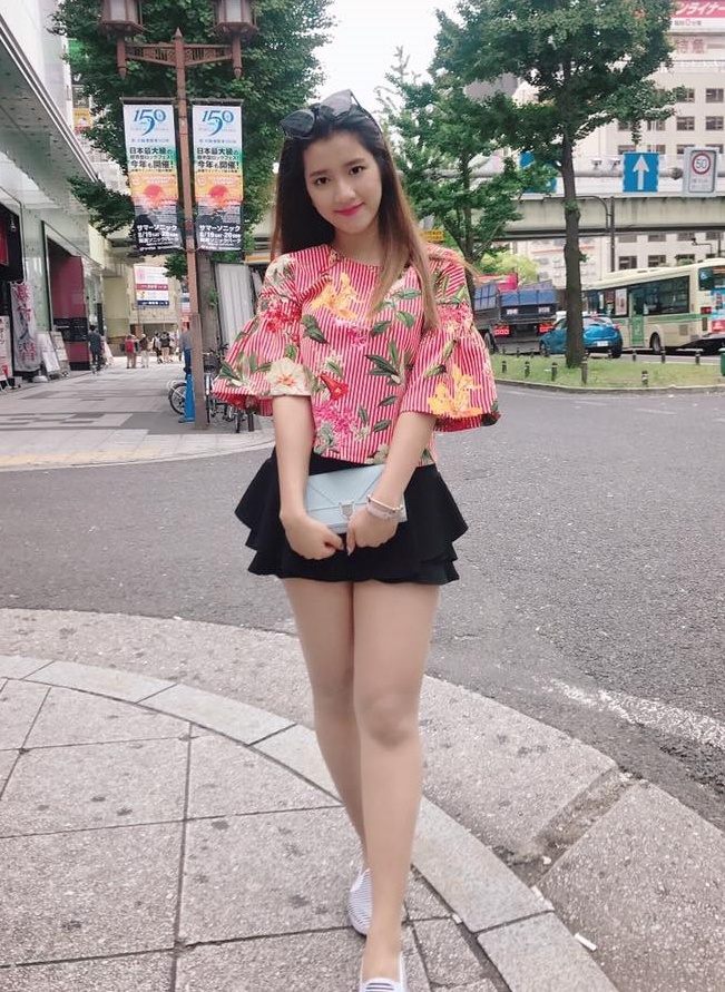 Nu sinh Quoc Hoc Hue co thanh tich hoc tap khung anh 5