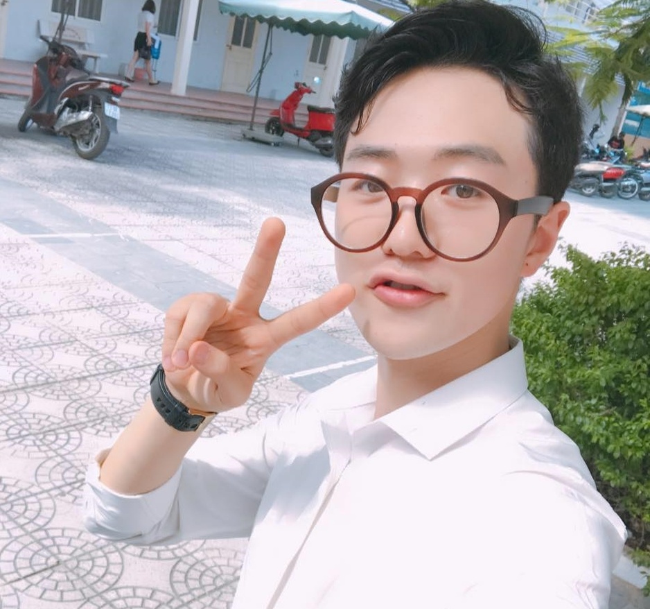 Thay giao nguoi Han gay chu y vi dep trai anh 1