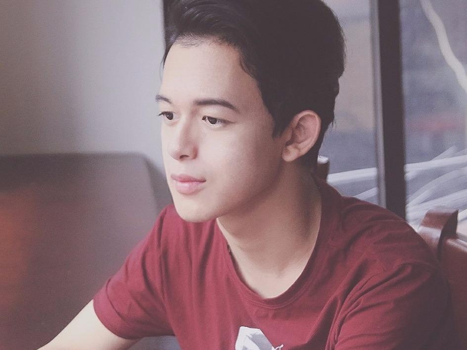 10X vua hat, vua choi dan piano hinh anh