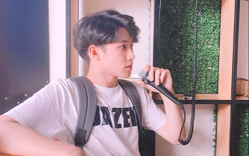 Hot boy Yen Bai duoc nhieu co gai to tinh nhung van F.A hinh anh