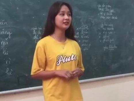 Nu sinh Bac Ninh the hien bai hat Ve Kinh Bac hinh anh