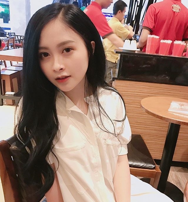 hot girl Dai hoc Su pham Ky thuat TPHCM anh 2