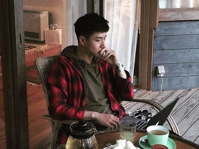 Gia Huy the hien giong hat hinh anh