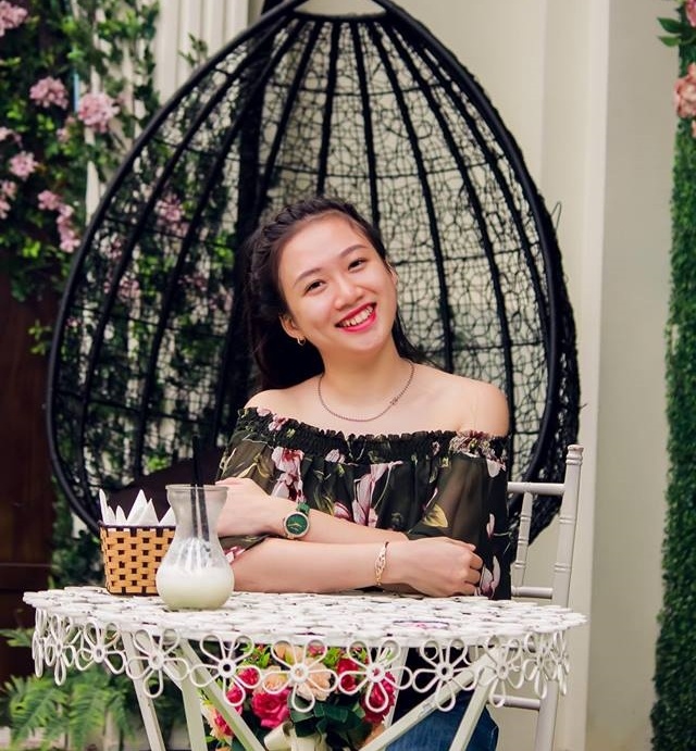 nu sinh tang hoa Thu tuong Canada anh 7