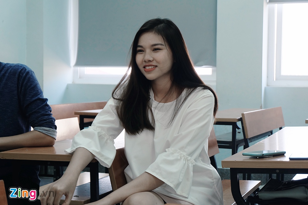 Cau lac bo Le tan Ngoai giao anh 2