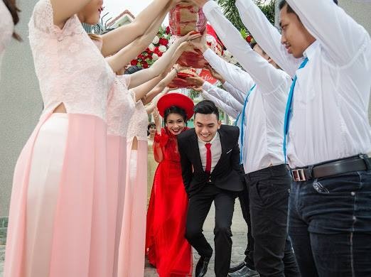 cô dâu nhảy cực sung Cô Ba Sài Gòn ảnh 3 co dau nhay cuc sung Co Ba Sai Gon anh 3