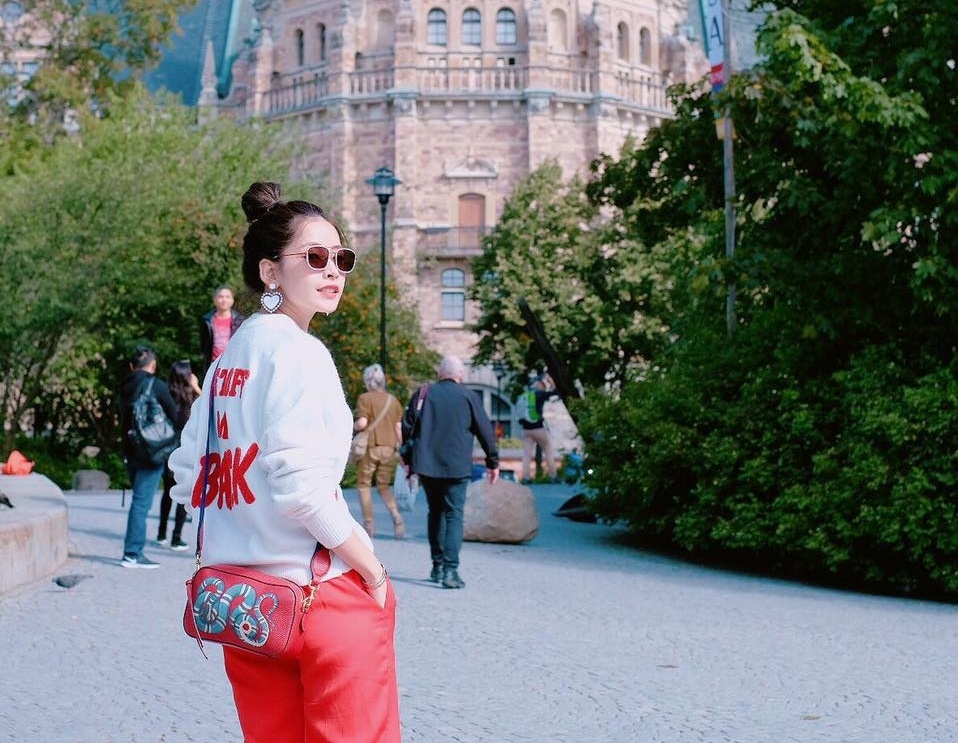 hot girl Viet len bao nuoc ngoai anh 7