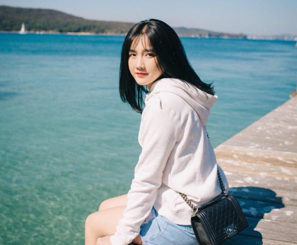 hot girl Viet len bao nuoc ngoai anh 9