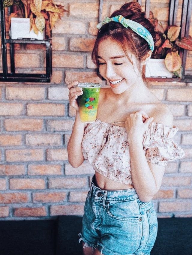 hot girl Viet len bao nuoc ngoai anh 6