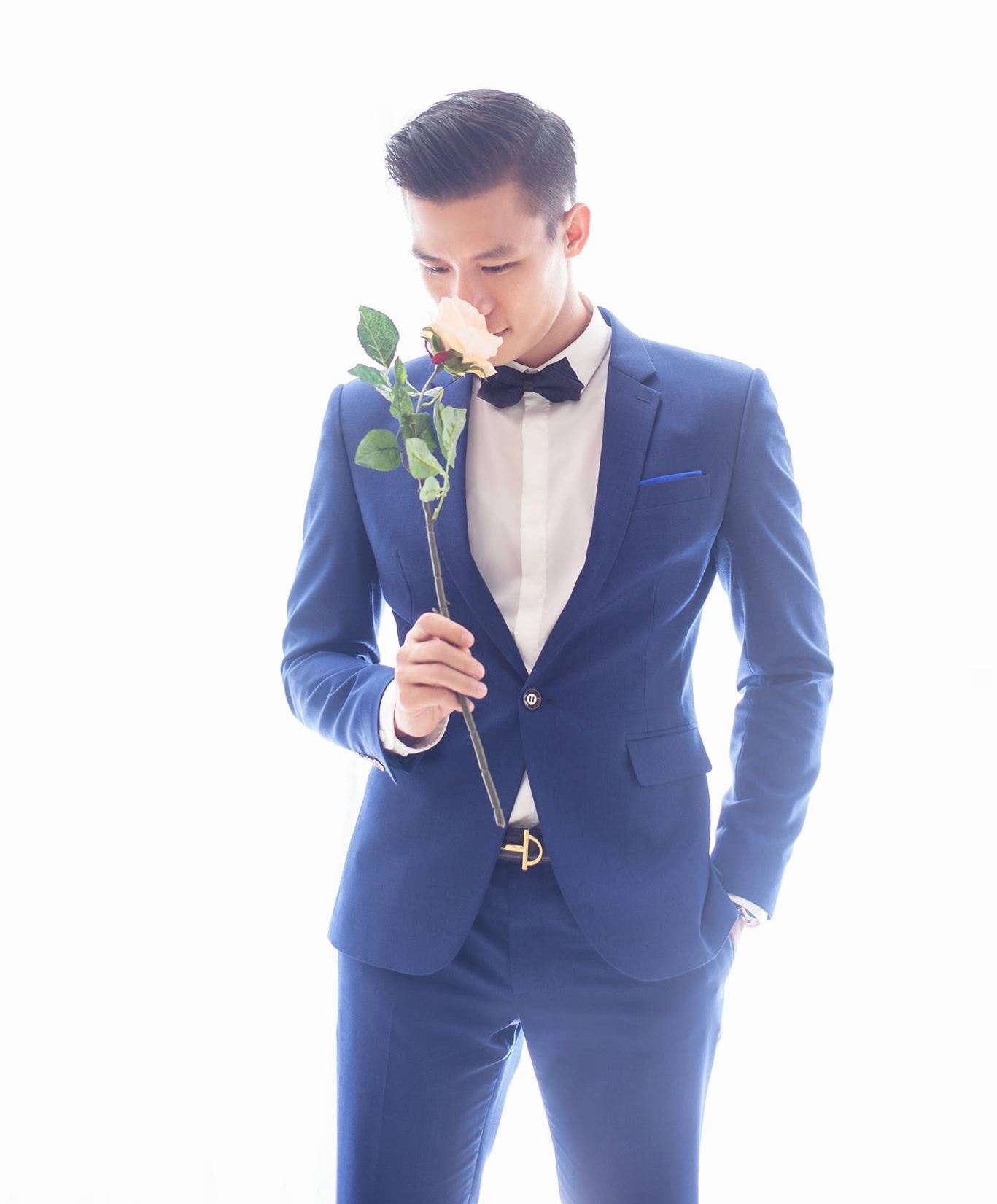 Anh cuoi cua cau thu Que Ngoc Hai anh 4