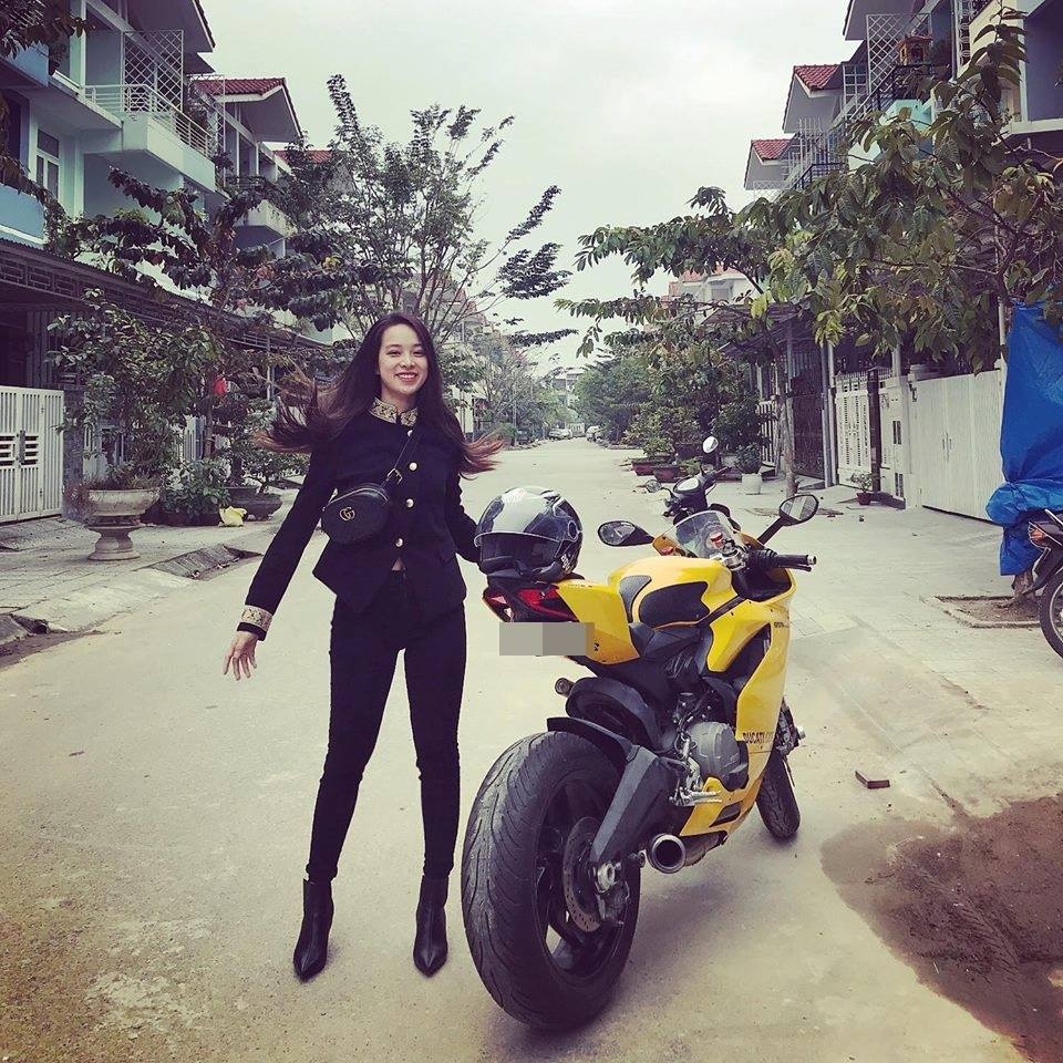 co gai di xe phan khoi lon gay chu y anh 2