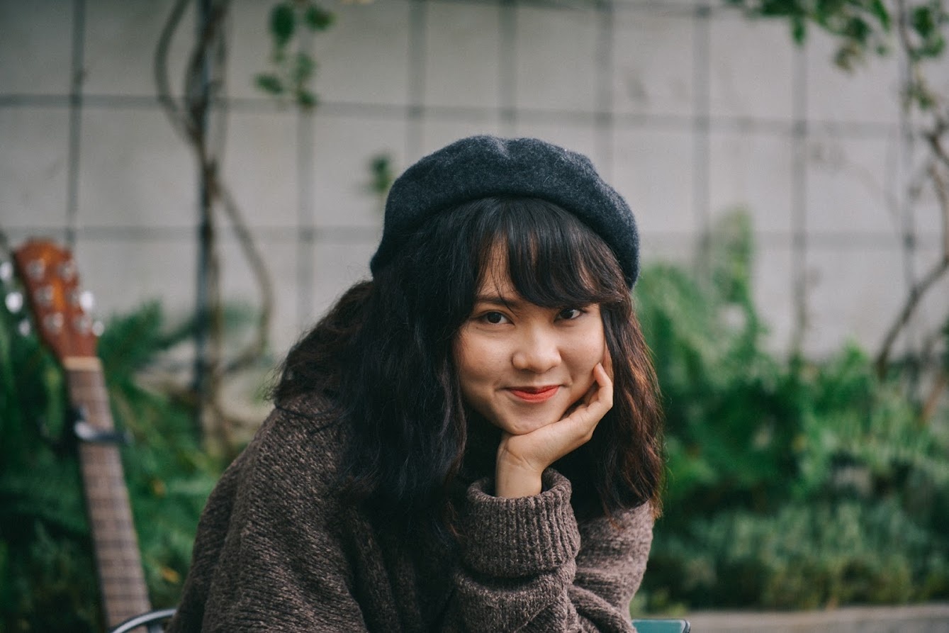 Lan Huong vua dan vua hat hinh anh