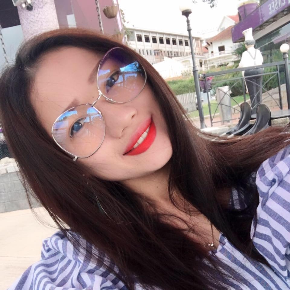 nhan sac nhom thieu nu E De anh 5