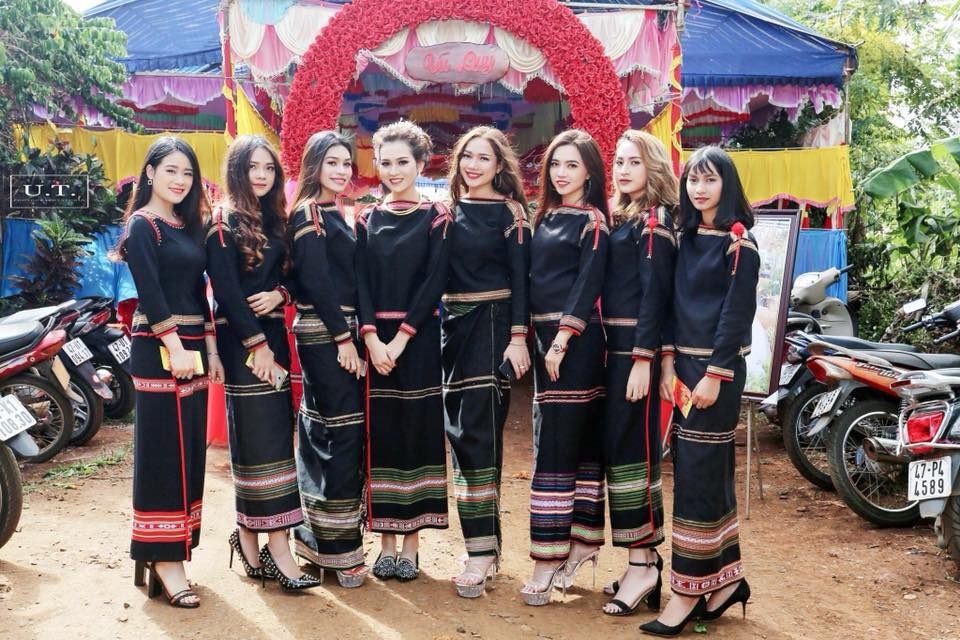 thiếu nữ Ê Đê gây chú ý mạng xã hội ảnh 2 thieu nu E De gay chu y mang xa hoi anh 2