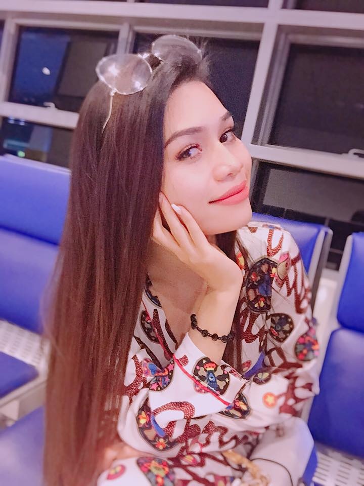 nhan sac nhom thieu nu E De anh 8