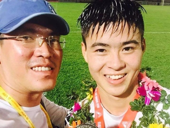 Khong khoe bung 6 mui, cau thu U23 van duoc nhieu nguoi tim kiem hinh anh
