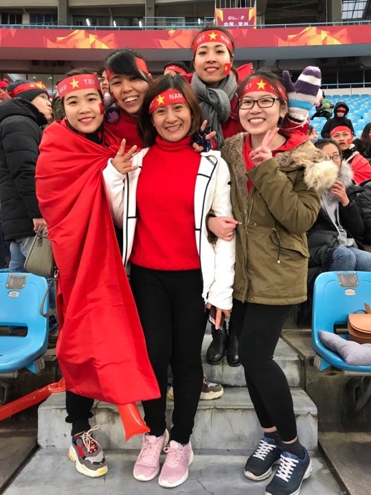 nam co dong vien Viet dien trai bi truy tim anh 5