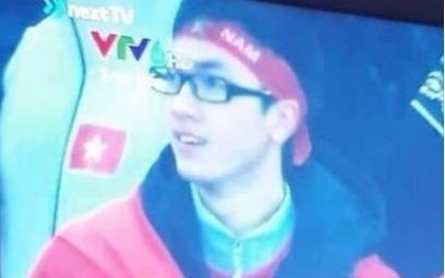 Nam CDV dien trai xuat hien tren song truyen hinh co vu U23 Viet Nam hinh anh
