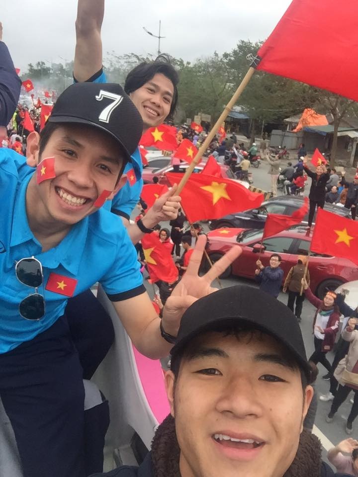 U23 về nước ảnh 3 U23 ve nuoc anh 3