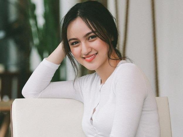 5 co gai xinh dep noi bat trong gioi tre la ai? hinh anh